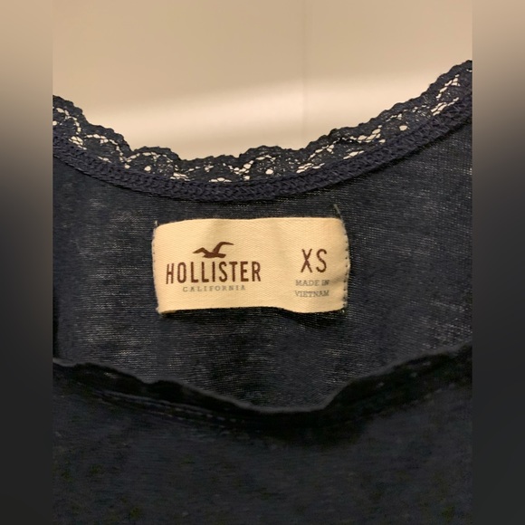 Hollister Tank Top in Navy - Size XS - Picture 2 of 3